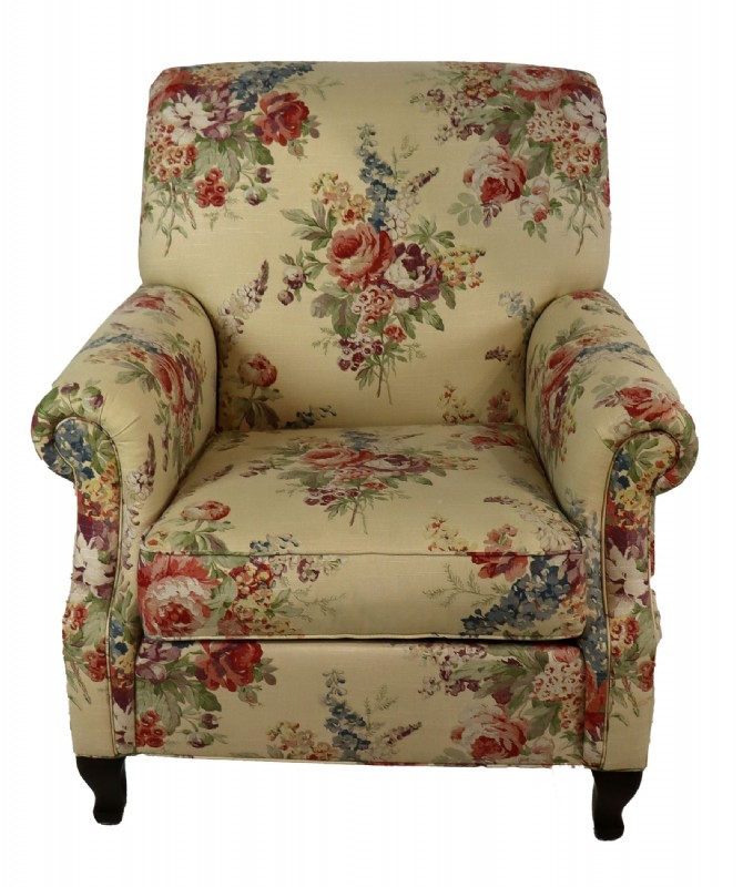 Ethan Allen French Country Club Chair For Sale in CT Middlebury