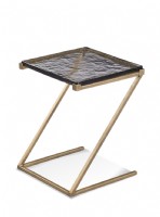 Corina Scatter Table